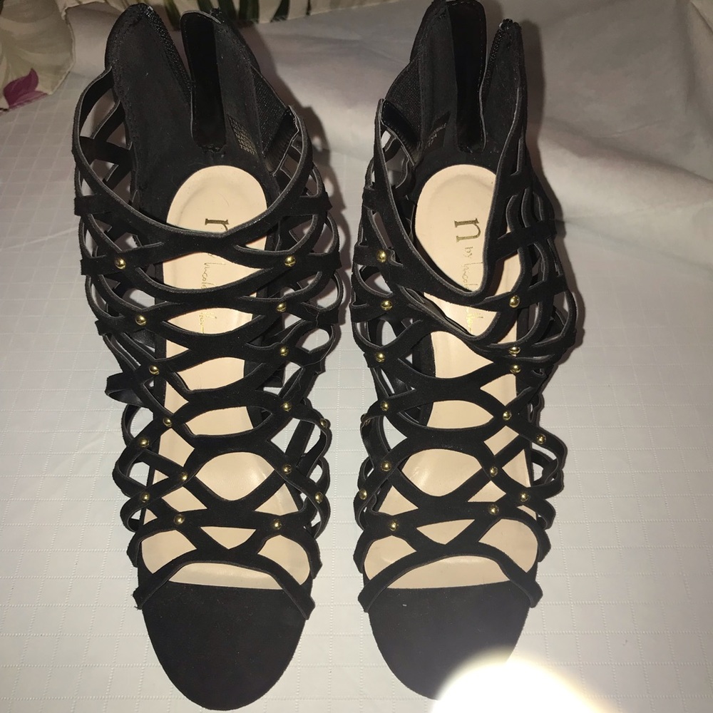 Nicole Miller black heels